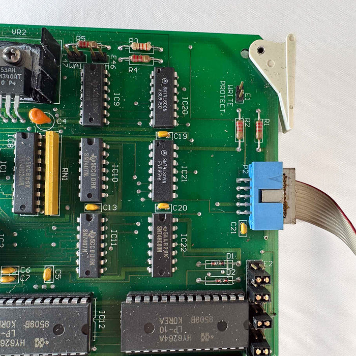 100-318 Modicon 8X48K Compiled Programming Circuit Board