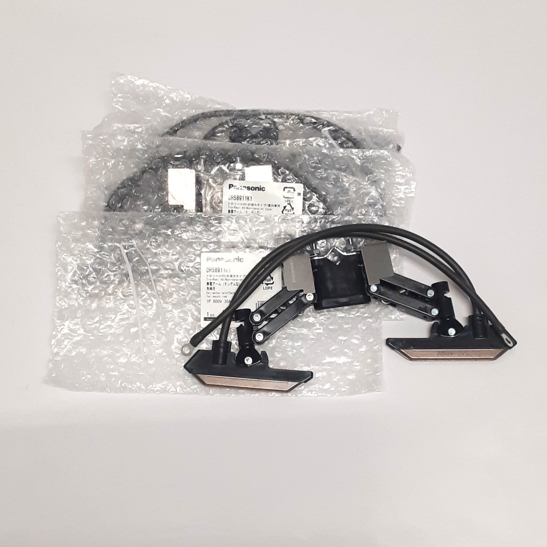 DH58911K1 Panasonic Electric Power Collector Arm — Cress Automation